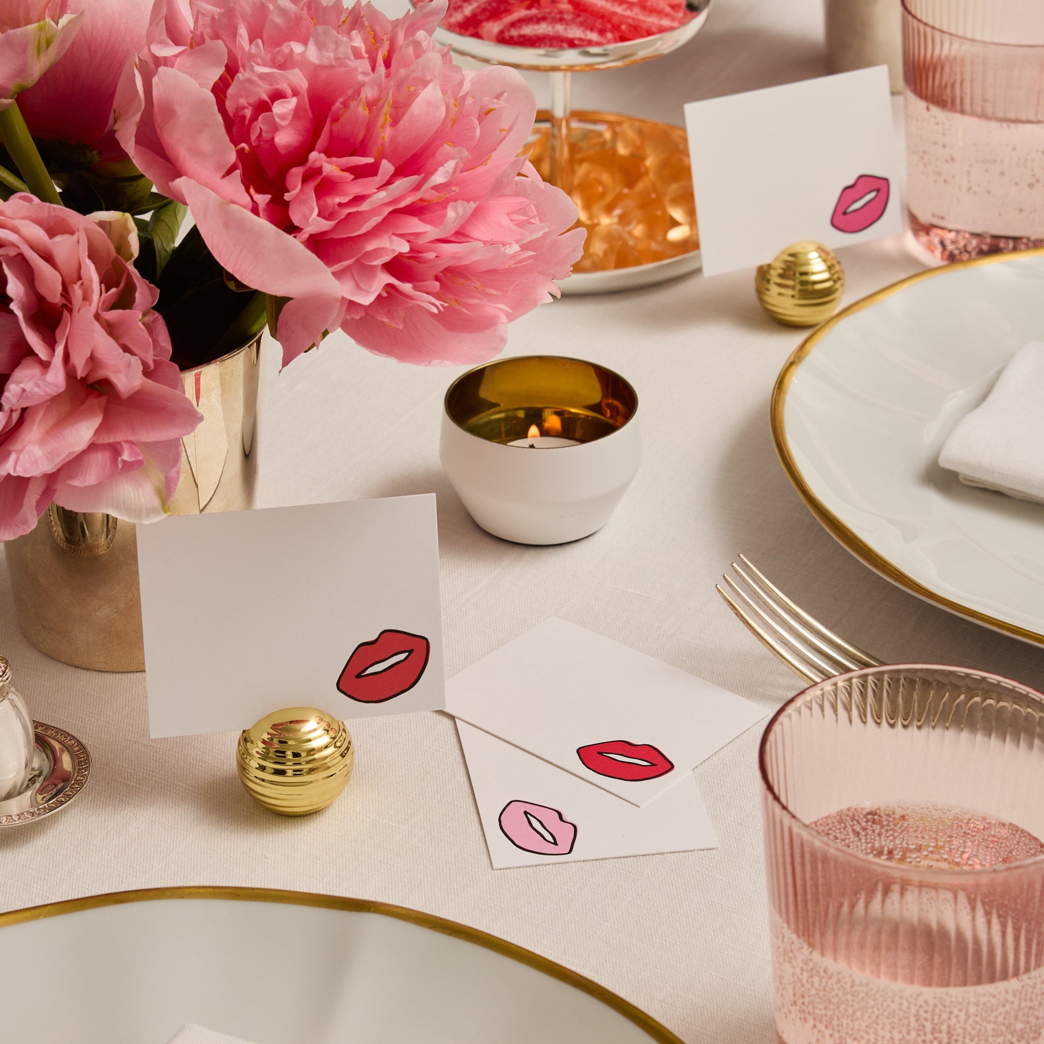 Kiss and Tell Place Cards